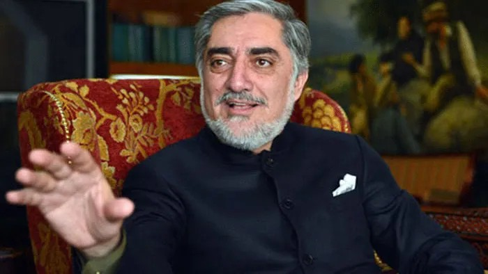 عبدالله عبدالله پر افغان زلمیانو غږ کړی چې په غیرقانوني لارو بهر ته لاړ نه شي