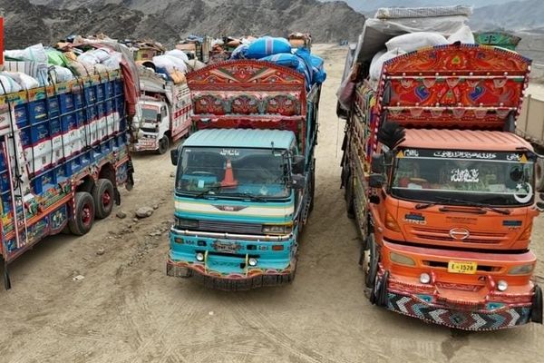 له ایران او پاکستان نه ۶۵۰ کورنۍ افغانستان ته ستنې شوې