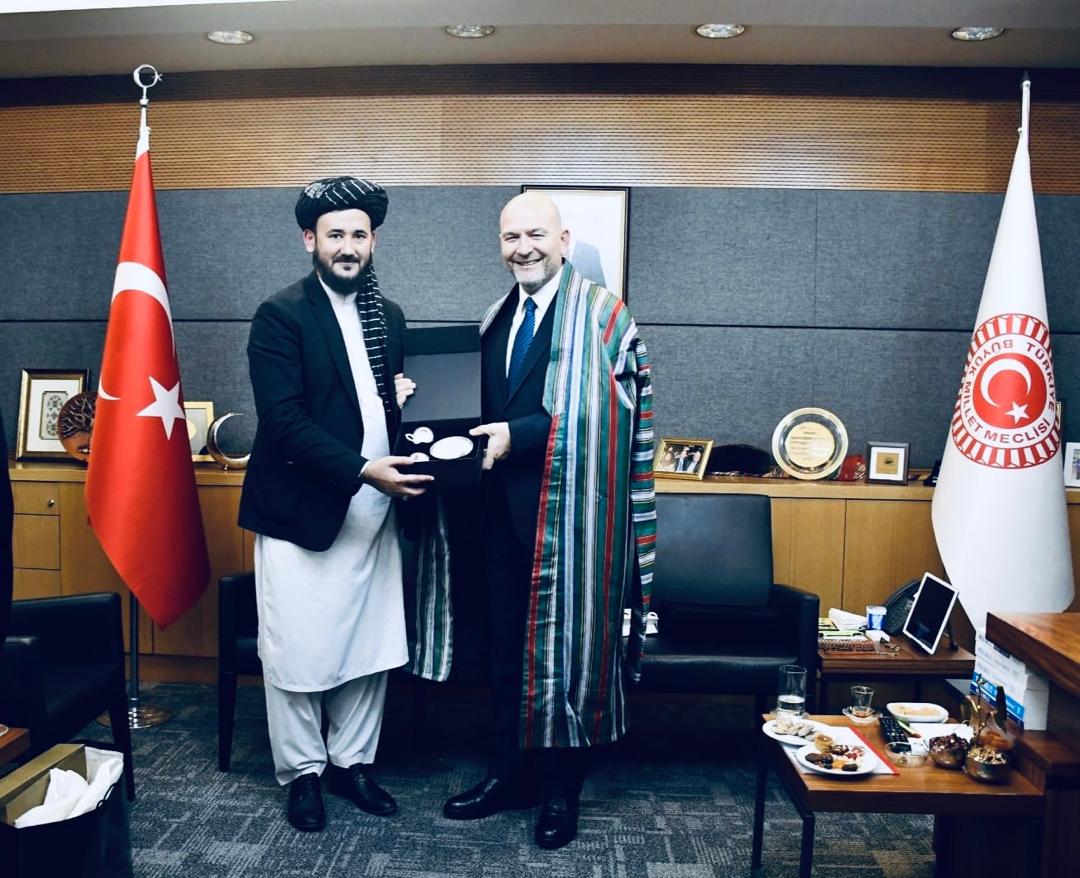 طالب چارواکي او د ترکیې پارلماني چارو کمیسیون مشر د فرهنګي همکاریو په تړاو خبرې کړي