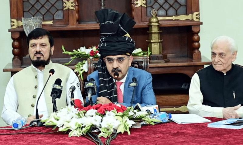 نخست وزیر پاکستان: اخراج مهاجرین به معنای قطع روابط با افغانستان نیست