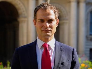 معاون وزیر خارجه بریتانیا خواهان حمایت از اقلیتها در افغانستان شد