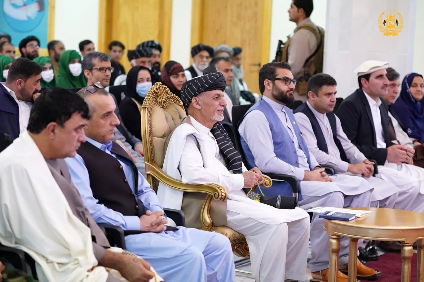 فضلی در دوره ریاست‌جمهوری اشرف غنی از اختیارات و صلاحیت‌های گسترده برخوردار بود