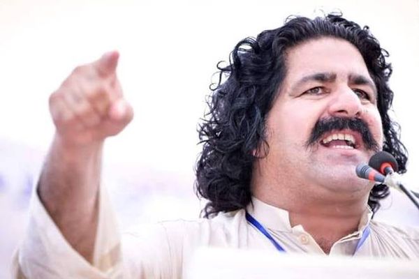 د بښنې نړۍوال سازمان وايي، علي وزیر په «ناحقه» زنداني دی