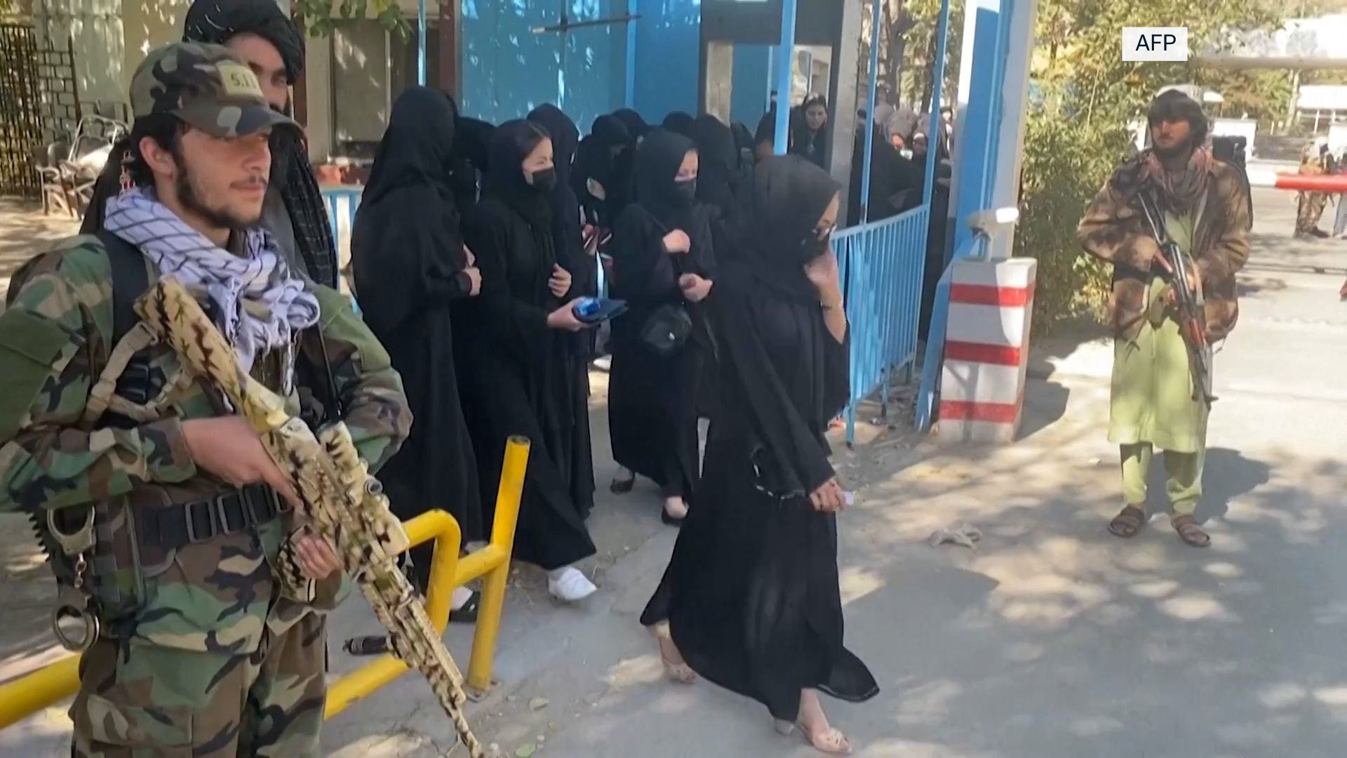 د نوي تعلیمي کال پیل او له زد‌کړو د نجونو محرومیت