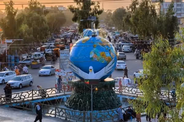 طالبانو په هلمند کې د رسنیو مسوولینو ته ویلي چې د «خرافاتي مطالبو» پر خپرولو بندیز دی