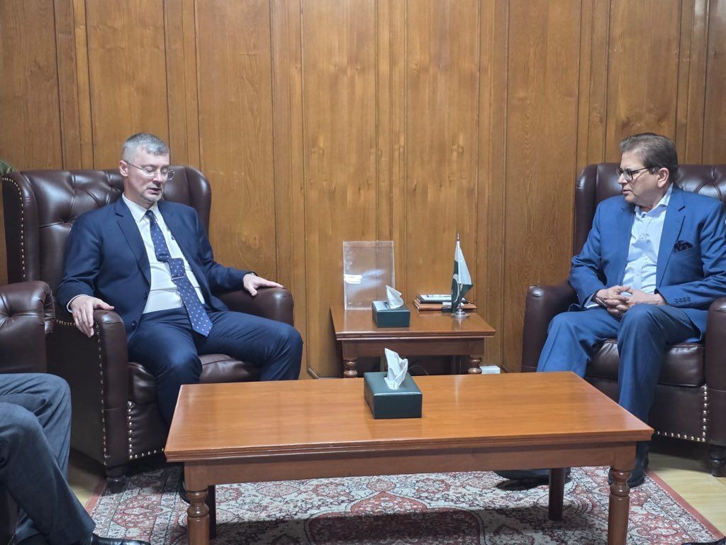  کابل ته د کابلوف له سفر سره هممهاله؛ محمد صادق په اسلام‌اباد کې د روسیې له سفیر سره لیدلي