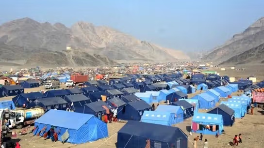 طالبان وایي په کندوز کې پر نږدې ۸۰۰ کډوالو کورنيو ځمکې وېشل شوې دي