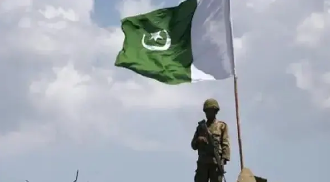 پاړه چنار  کې د وسله والو موټرسایکل سپرو په برید کې دوه کسان وژل شوي