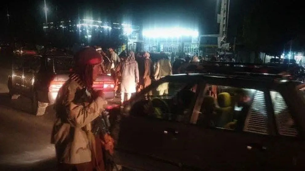 طالبانو د بدخشان په مرکز او د بادغیس په قادس ولسوالۍ کې د شپې ګرځبندیز لګولی