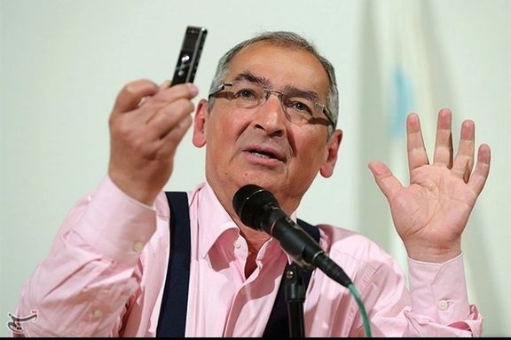 د تهران پوهنتون استاد وايي، چې په ایران کې کډوال خپلو حقونو ته لاس رسی نه لري