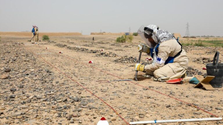اروپایي کمیسیون: په افغانستان کې د ماین پاکۍ او د قربانیانو د ملاتړ تمویل ته دوام ورکوو