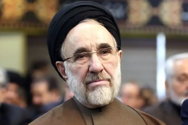خاتمی: تا الان گدایی حکومت را میکردیم، دیدیم شرکت در انتخابات فایده ندارد