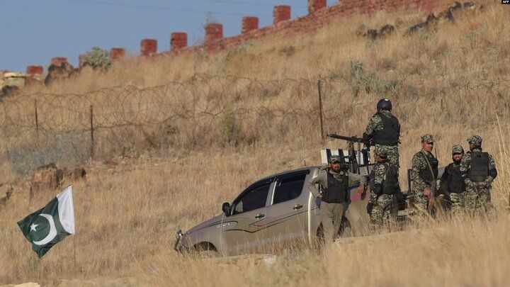 په پښتونخوا کې د پاکستان پر پوځ په دوو بريدونو کې ۱۹ سرتېري ټپيان شول