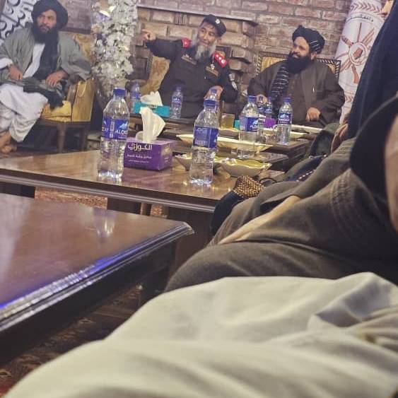 د طالبانو جګپوړی پلاوی د کوکنارو کښت د مخنیوي او د پولې د امنیت لپاره بدخشان ته تللی