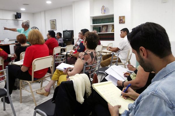 پژوهش: یادگیری چندزبان روند پیری مغز را به تأخیر میاندازد