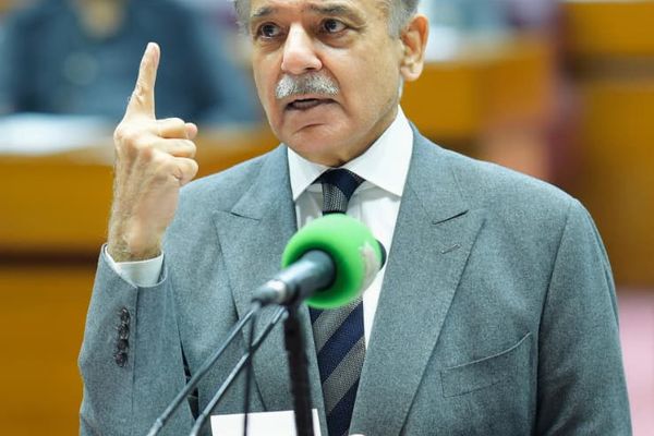 شهباز شریف: رد پای هند و طالبان افغان را در حملات به پاکستان میبینیم