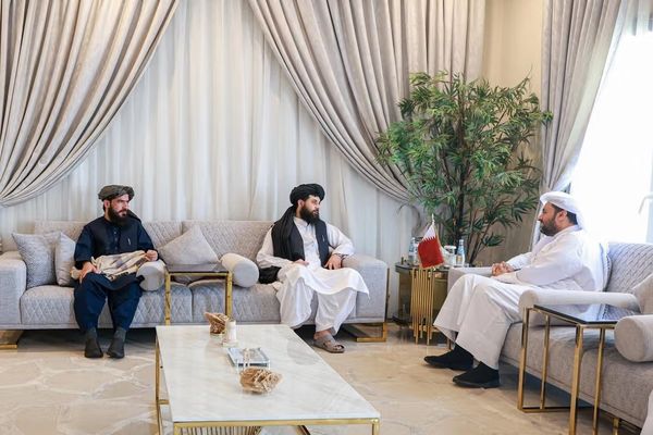 ملا يعقوب يزور قطر نيابة عن وزير خارجية طالبان المدرج على قائمة العقوبات