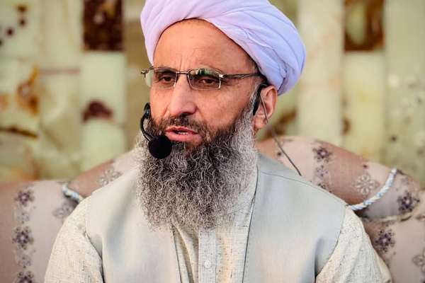 افزایش فشارها بر روحانی بلخ؛ طالبان از مولوی قاهر میخواهد حرفش را تکذیب کند