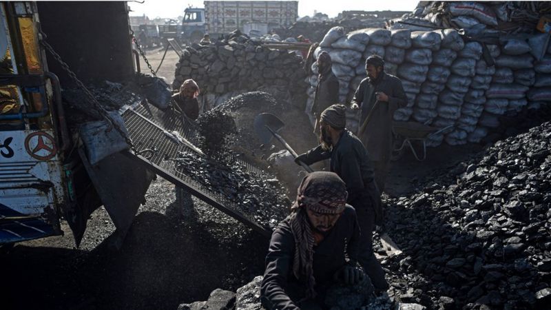 طالبان: په بغلان کې هره ورځ زر ټنه د ډبرو سکاره استخراجيږي