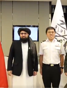په چین کې د طالبانو سفیر د لانجو ښار په زندان کې له افغان بندیانو سره لیدلي