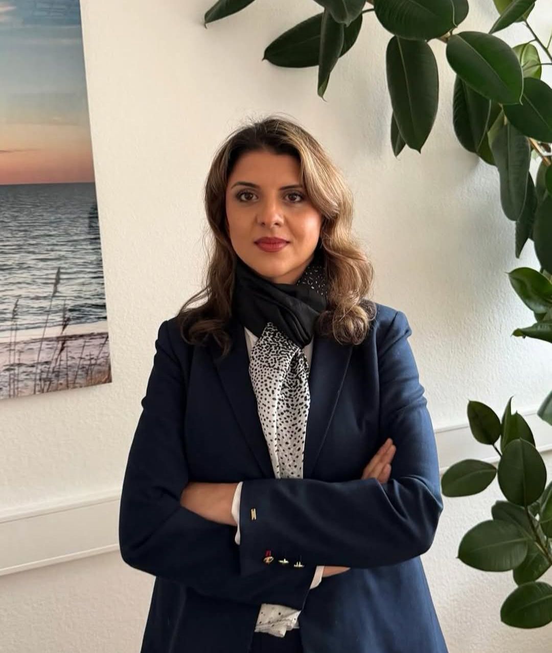 افغانه فعاله هوسۍ ظریف اندړ د فرانکفورټ ښاروالۍ شورا ته بریالۍ شوه