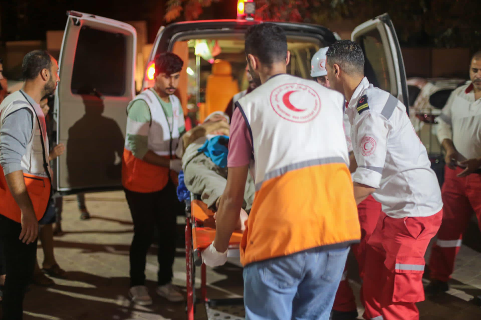 جمعیت هلال احمر فلسطین: هنوز برای خروج مجروحان از نوار غزه توافق نشده است