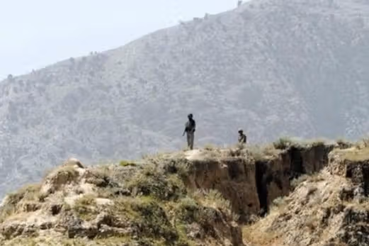 طالبان میگوید در اثر برخورد هاوان پاکستان در کنر یک نفر کشته شد