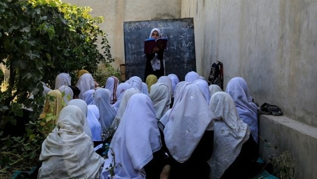 طالبان وايي، د هر عمر افغان نجونې اجازه لري چې په دیني مدرسو کې زده کړې وکړي