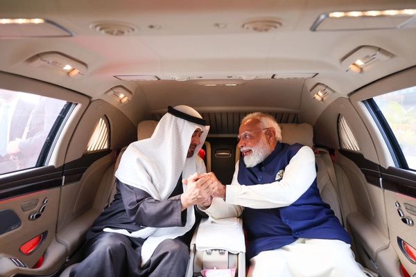 رئیس امارات متحده عربی به هند رفت