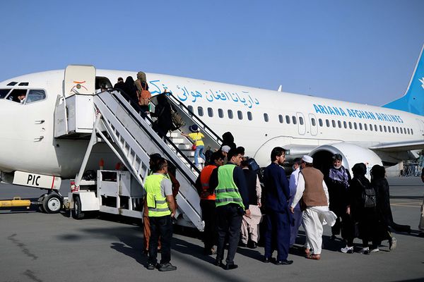 د اریانا افغان هوایي شرکت: تېره میاشت ۴۲زره مساپر او ۳۷۰ ټنه سوداګريز توکي انتقال شوي