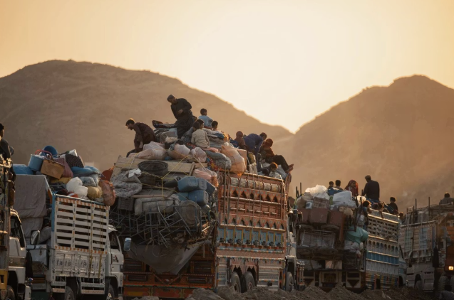 عودة أكثر من مليوني شخص من إيران وباكستان إلى أفغانستان خلال سبعة أشهر