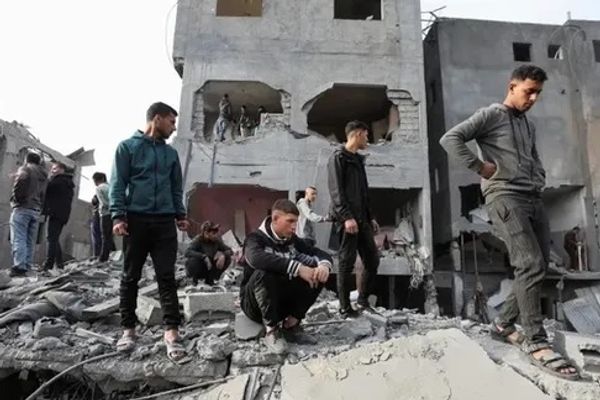 واشنګټن د غزې د بیارغونې لپاره د نړیوال کنفرانس پر جوړولو غور کوي