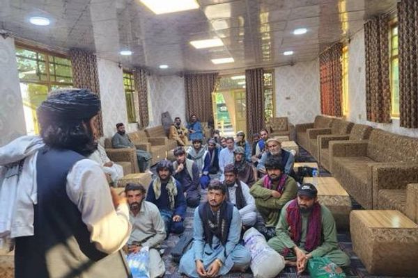 د اختر په مناسبت؛ طالبانو د ننګرهار له زندانه ۲۳ بندیان خوشې کړي