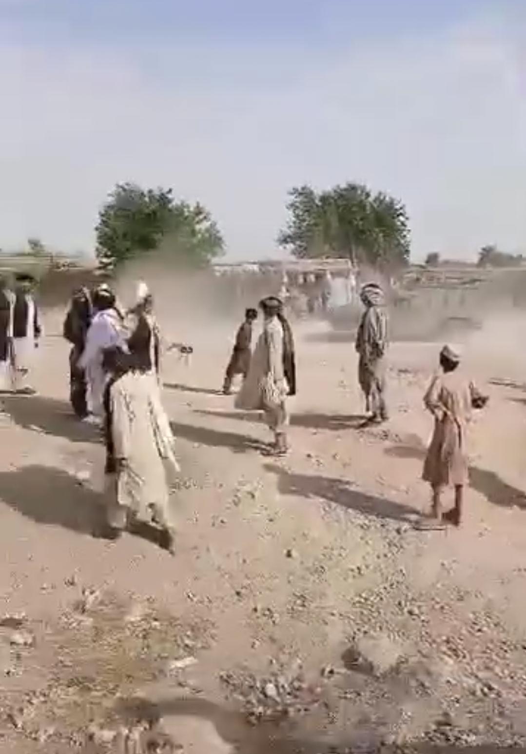 په لښکرګاه کې د ولسي خلکو او طالبانو ترمنځ د ځمکو پر سر شخړه شوې