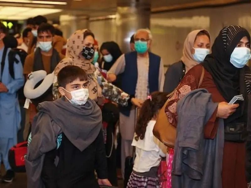 کانادا کمک‌های خود را به افغان‌های منتظر ویزا در پاکستان 'متوقف کرد'