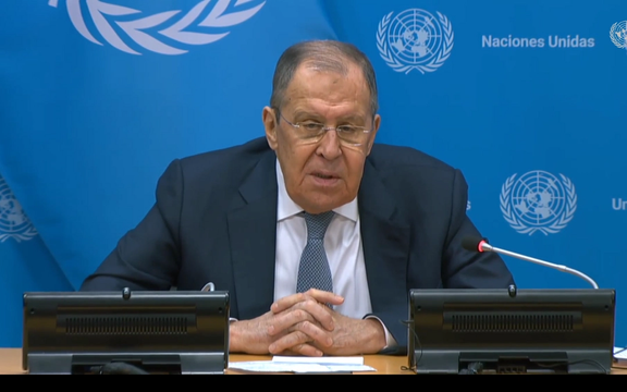 وزیر خارجه روسیه: طالبان را به خاطر نقض حقوق بشر به رسمیت نمیشناسیم