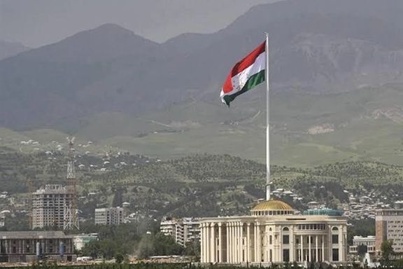 تاجکستان کې افغان کډوال د نیولو او جبري ستنولو له وېرې په کورونو کې بند پاتې دي