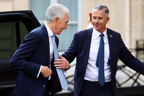 په فرانسه کې د امریکا سفیر تر دې وروسته له دولتي چارواکو سره د لیدو اجازه نه لري