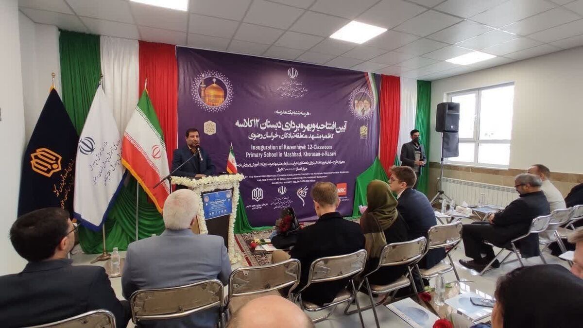 فرماندار مشهد: اگر حضور اتباع افغانستان نبود، مشکل کمبود فضای آموزشی نداشتیم