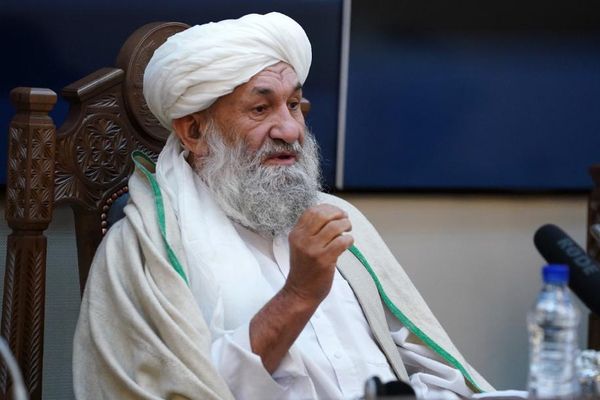 ملا محمد حسن اخوند: افغانستان له اقتصادي، نظامي او سیاسي پلوه یو خپلواک هېواد دی