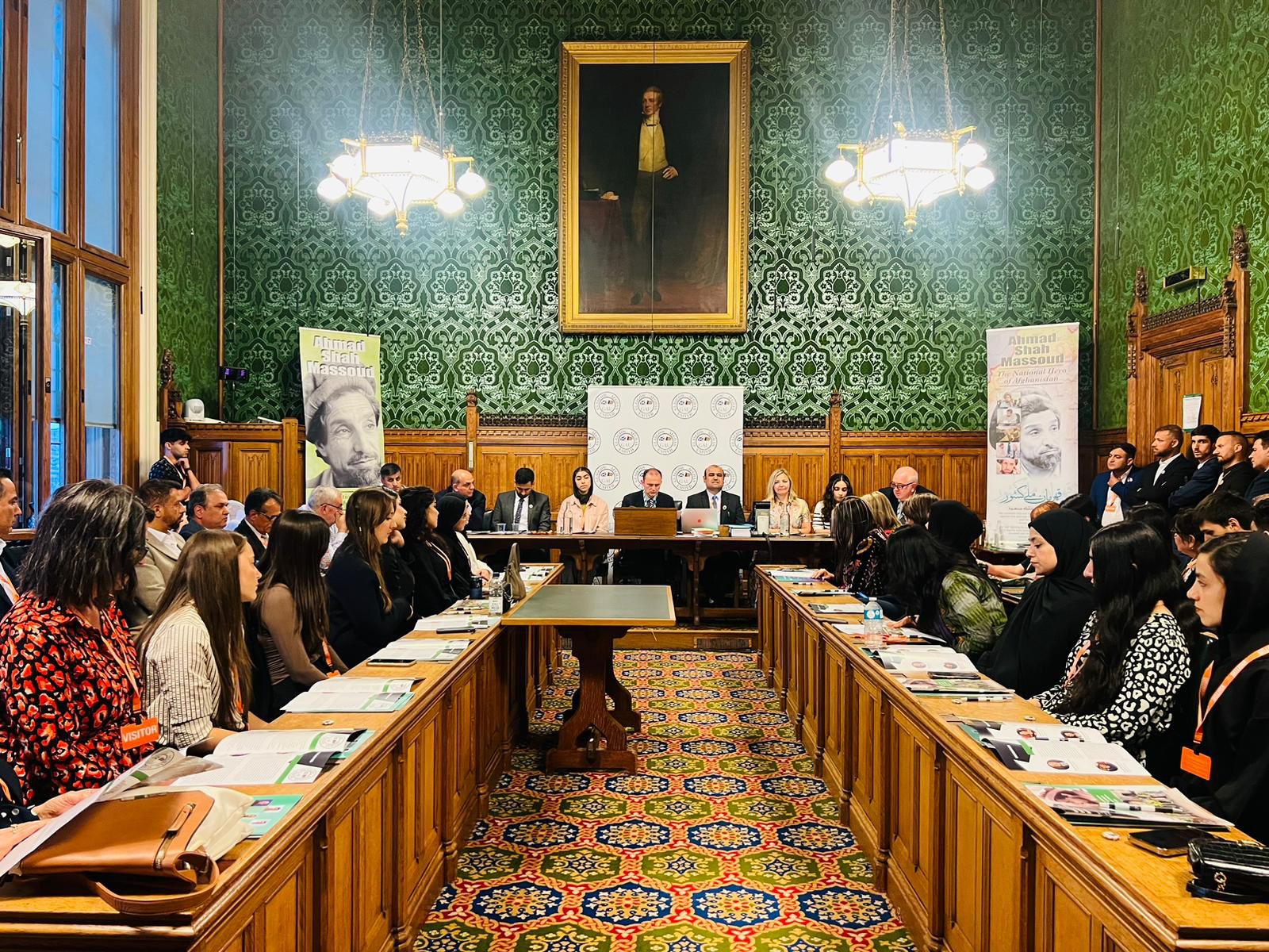 در سالگرد ترور احمدشاه مسعود، نشستی درباره او در پارلمان بریتانیا برگزار شد