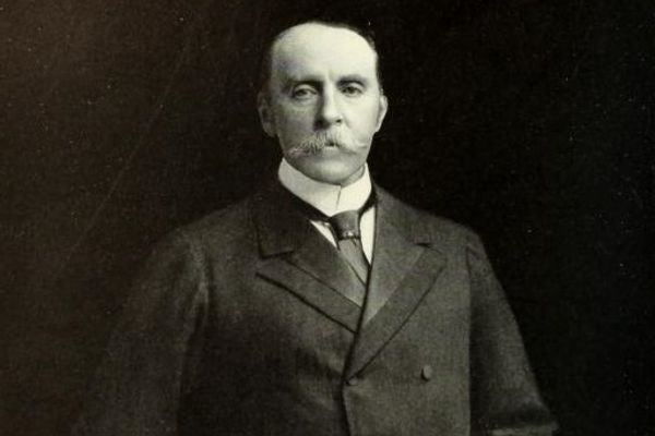 مورتیمر دیورند که بود