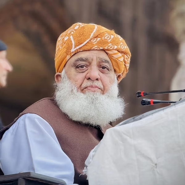 فضلالرحمان: موږ د ژوند لپاره طالبانو ته باج ورکوو خو حکومت د غزې د سولې خبرې کوي