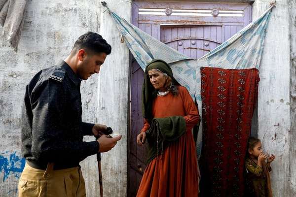 Deadline For Afghan Refugee Cards In Pakistan Extended Till This Summer