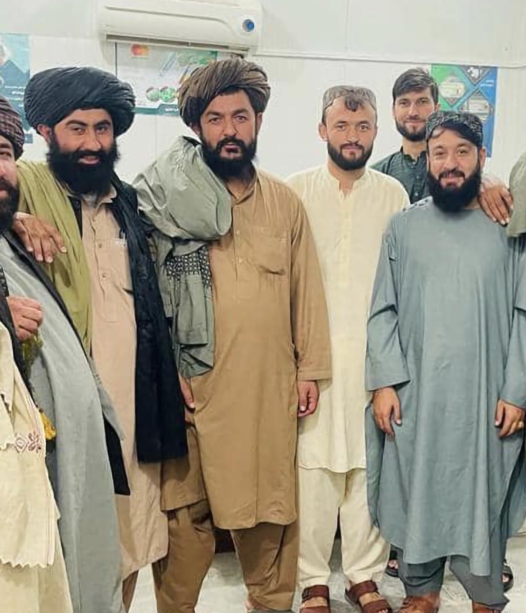 سرچینې: د طالبانو د عزم قول اردو رییس ارکان پر دولتي ځمکه شخصي پمپ سټېشن جوړ کړی