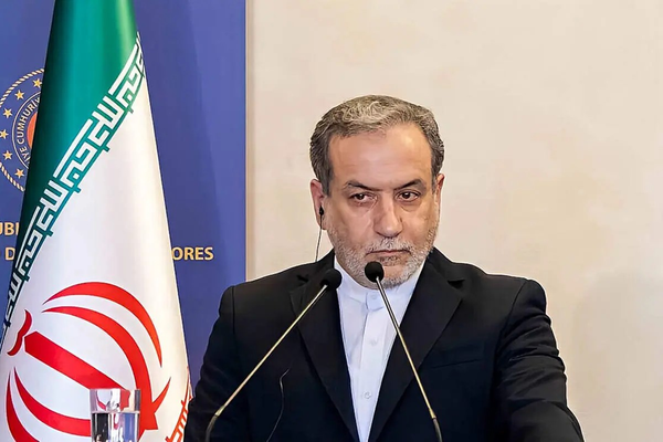 د ایران د بهرنیو چارو وزیر د لبنان په رسمي بلنه دغه هېواد ته سفر کوي