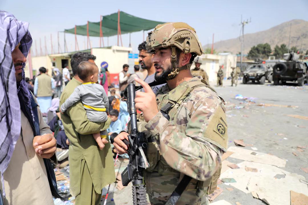 د ټرمپ له خوا؛ د کډوالو د منلو پروګرام له ځنډولو وروسته «افغان امریکایان» اندېښمن دي