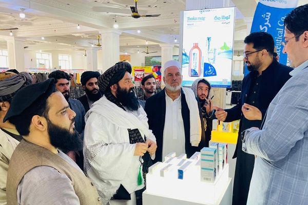 نیمروز کې د کورنیو تولیداتو درې ورځنی ملي نندارتون پیل شو