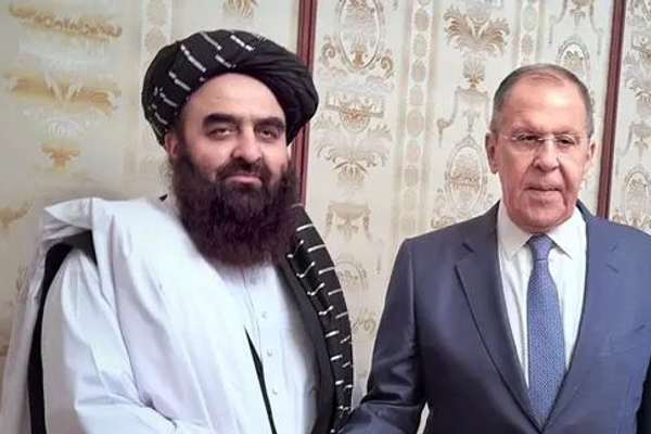 بنیاد تحقیقاتی آبزرور: حذف طالبان از فهرست گروههای تروریستی روسیه هشداری به امریکا است