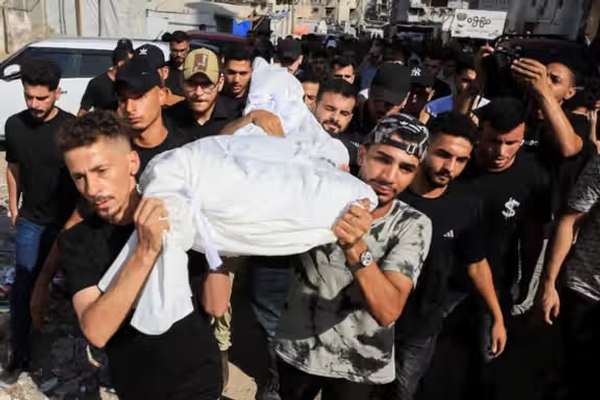 پر غزې د اسراییل په بریدونو کې ۱۵ کسان وژل شوي دي
